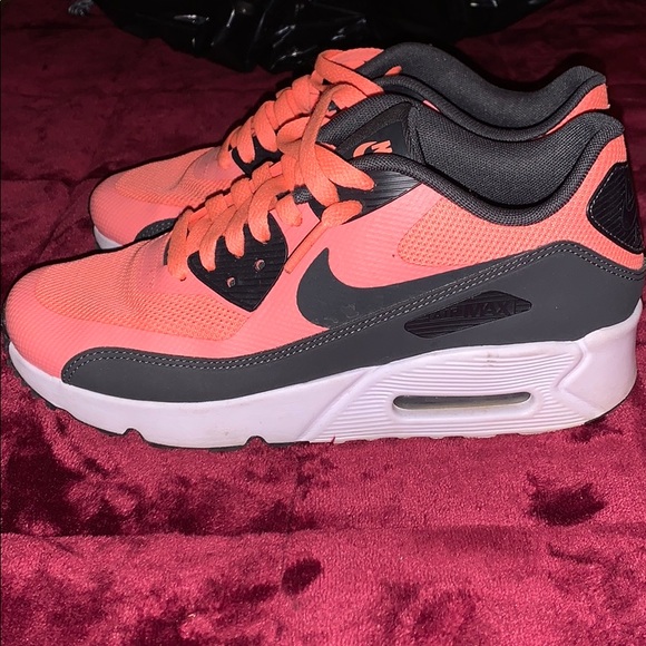 nike air max salmon pink